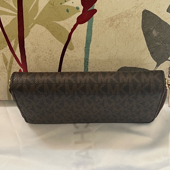 Michael kors wallet - Picture 5 of 5